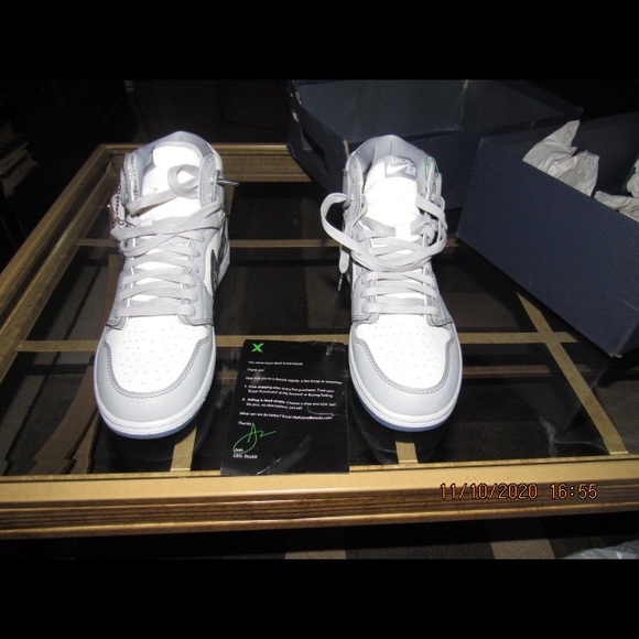 Air Jordan “Dior” 1s - Picture 2 of 4